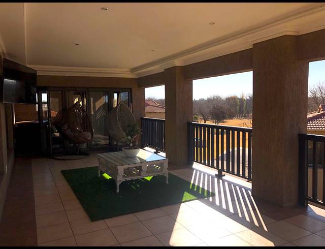 4 BEDROOM TOWNHOUSE FOR SALE IN RISIVILLE
